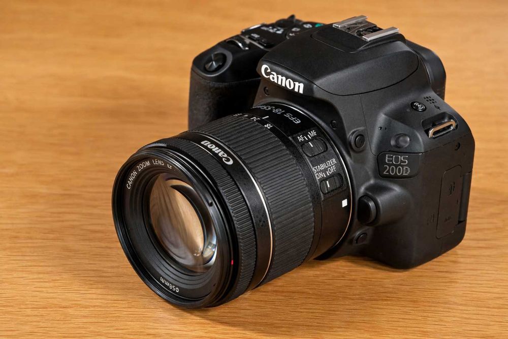 Canon 200D à venda – Como Nova