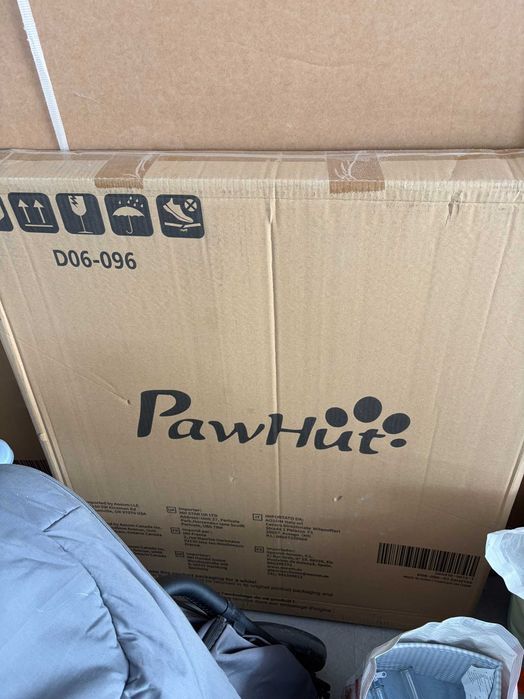 Barreira extensível PawHut para cães 74–147,5 cm — nova na caixa