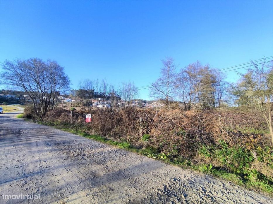 Terreno / Paços de Ferreira, Eiriz — Eiriz, Porto