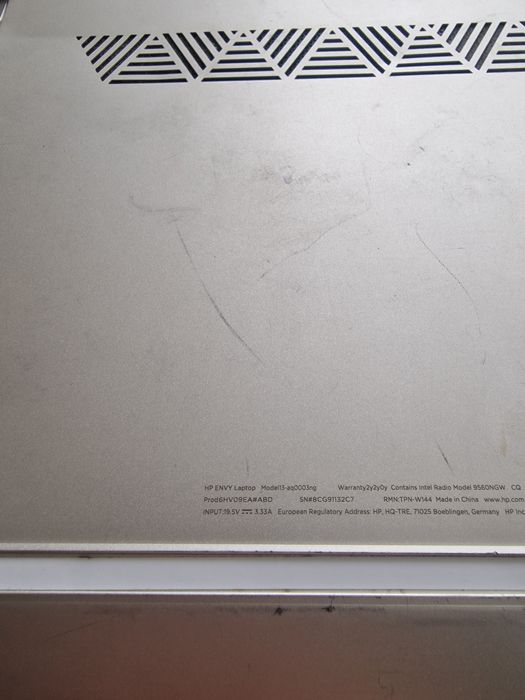 Продам ноутбук HP envy 13 на запчастини