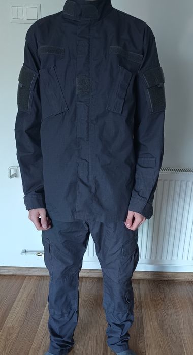 Komplet mundurowy szary.