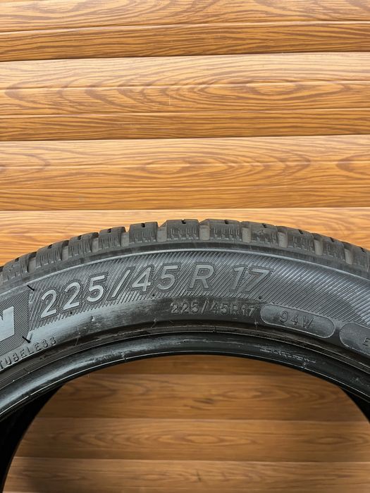 225/45/17 Michelin 4 opony całoroczne