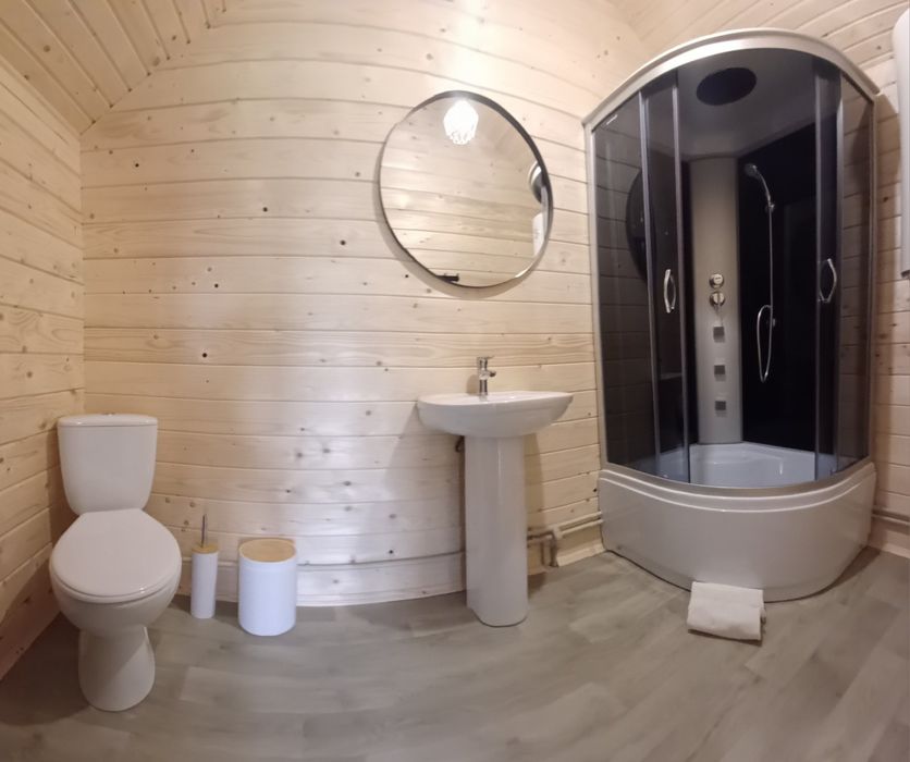 Котедж "ЗАВІЙ" з ЧАНОМ на території. Ворохта. ВІДПОЧИНОК у КАРПАТАХ