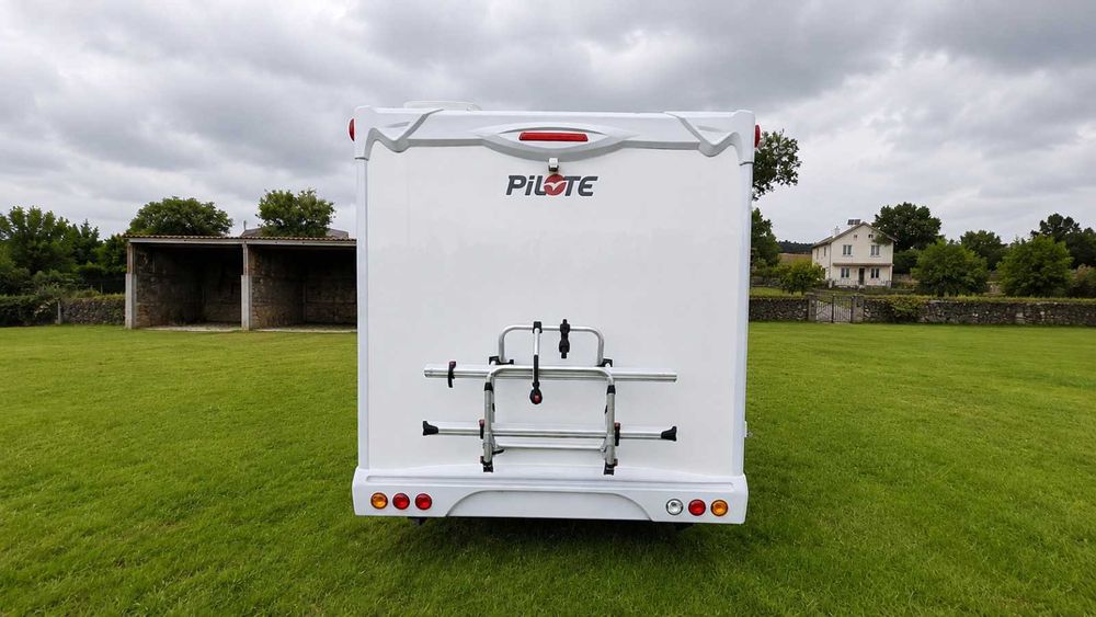 Autocaravana Fiat/Ducato Pilote | 85.000 km |  3 painéis solares