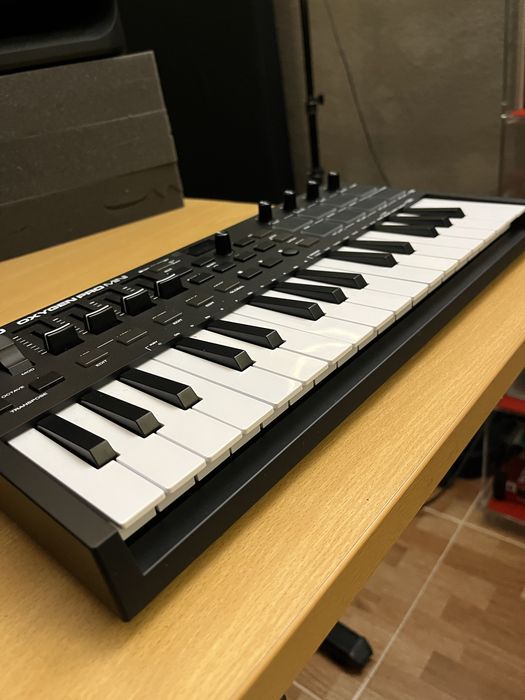 Oxygen pro mini 31 teclas midi controller