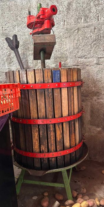 Prensa manual vinho