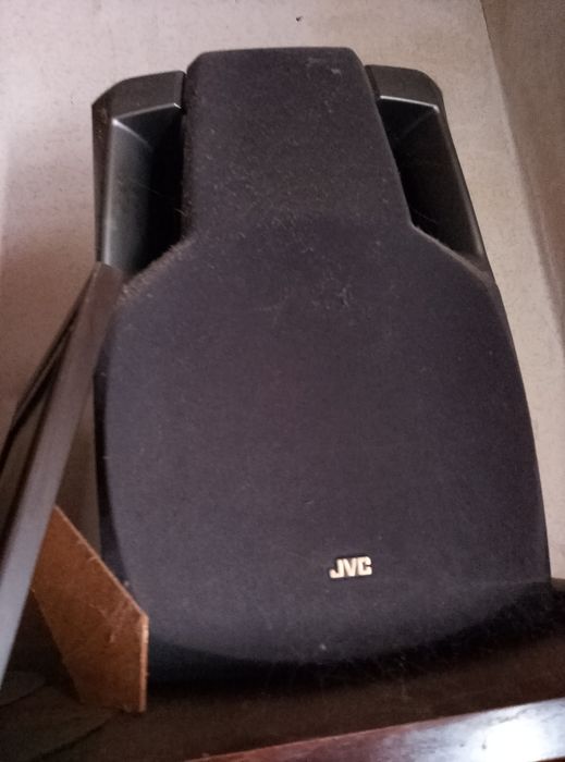 Срочно продам музыкальный центр без пересылки