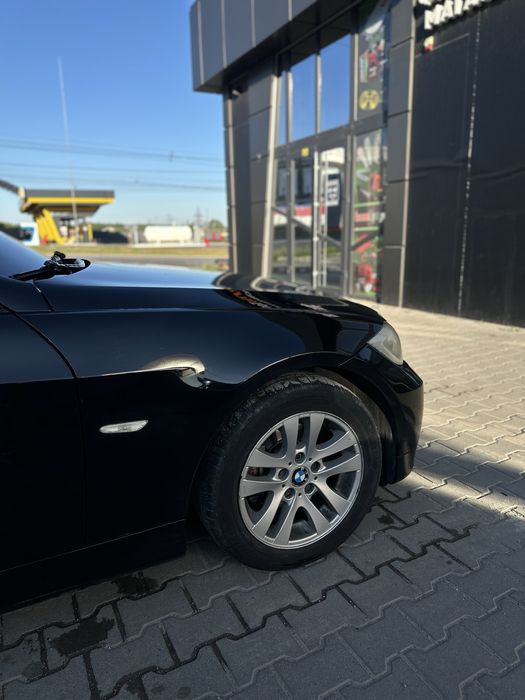 Продам bmw e90. 318.2.0