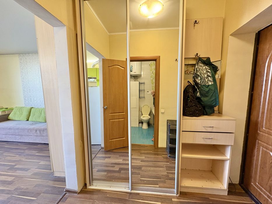 Продаж 1-кімн. студія, документам 10 років. м.Академмістечко