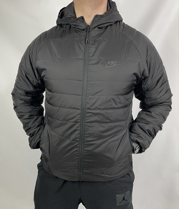 Ветровка мужская демисезон с капюшоном в топ качестве производ Китай