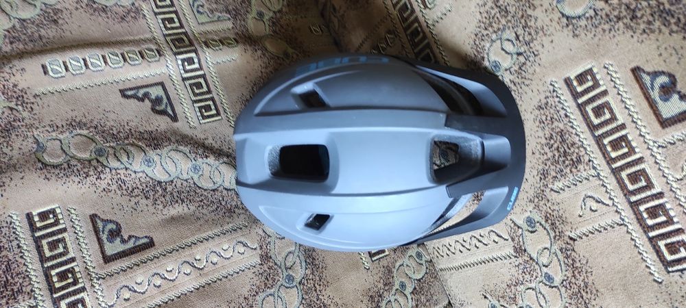 Cube велошолом. Шолом