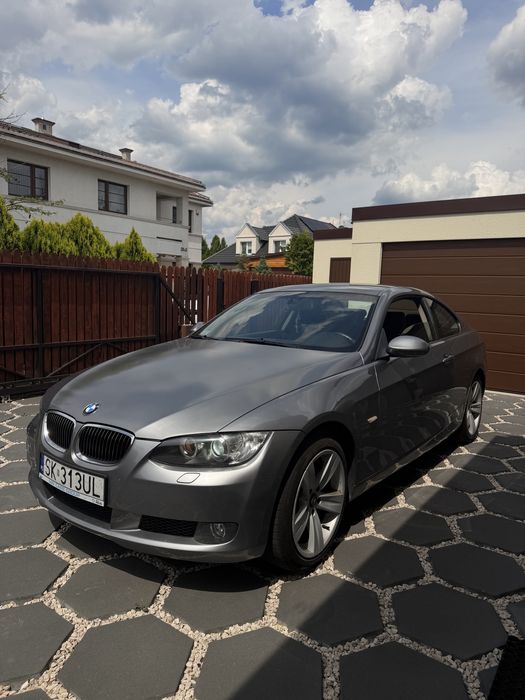 BMW E92 320i Coupe !!
