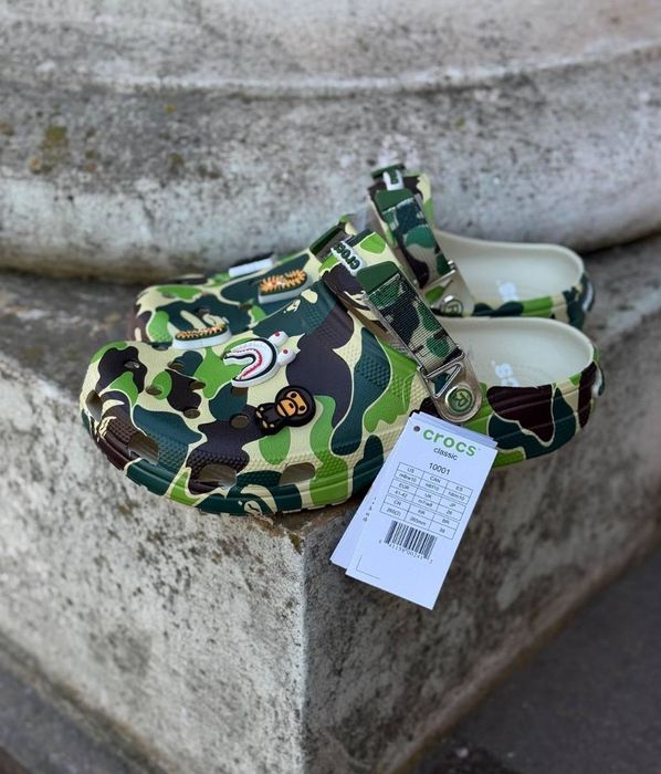 Crocs x Bape 41-42