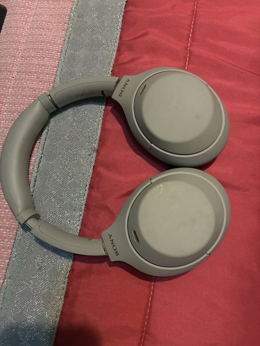 Sony xm4.