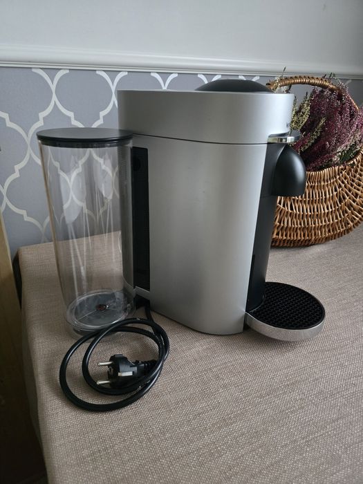 NOWY Ekspres kapsułkowy Nespresso vertuo plus designerski