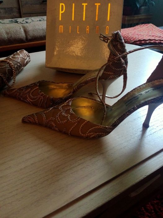 Włoskie buty z Mediolanu rozm.38