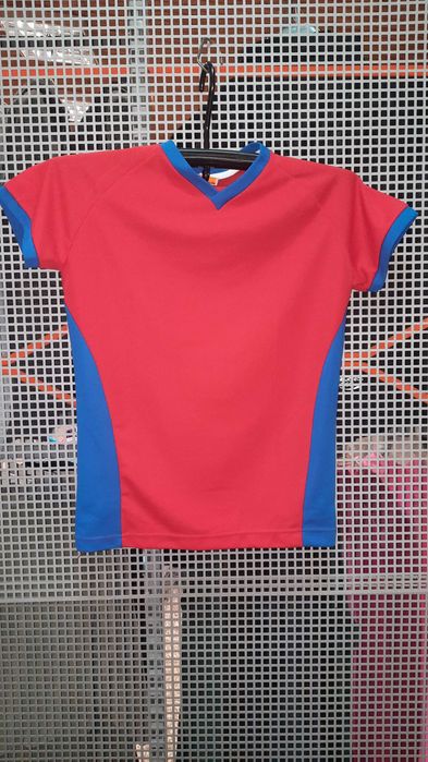 Koszulka sportowa ( S )