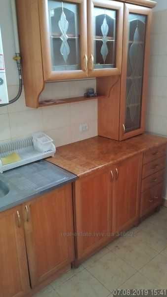 Продаж будинка в центрі міста