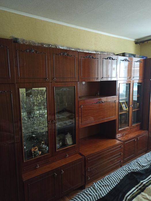 Стенка для гостиной.