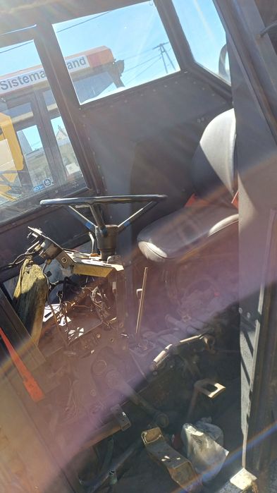 Ursu MF-235  z instalacja gazowa  części