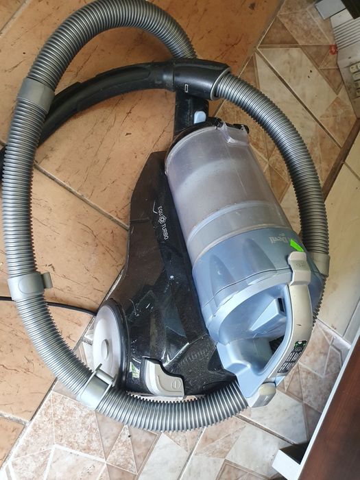 Mocny! Odkurzacz bezworkowy DIRT DEVIL EQU TURBO M5060-4