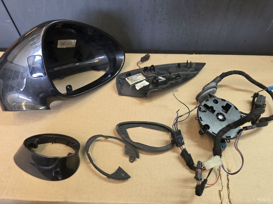 Peças espelho direito Panamera 970