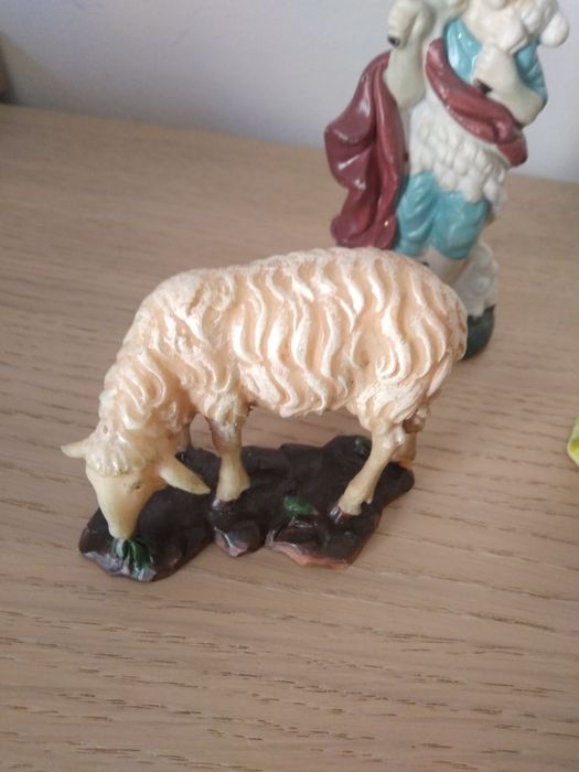 Figuras de presépio - Pastor e ovelhas
