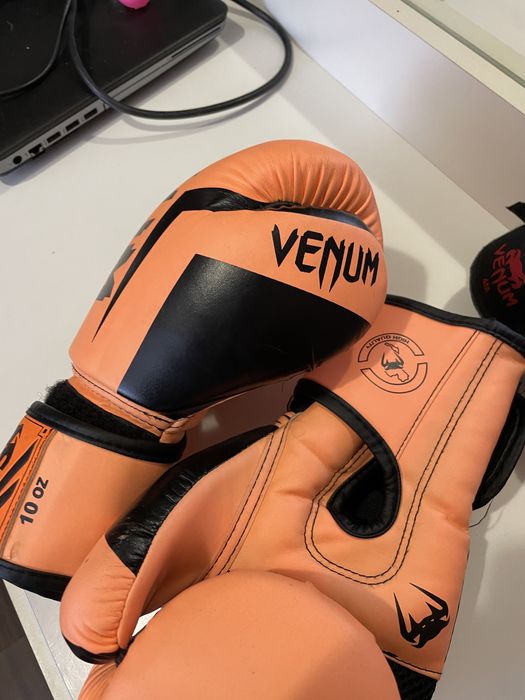 Боксерські рукавиці(перчатки) Venum + бинти