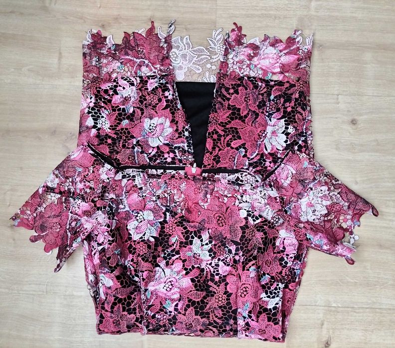 Sukienka Paper Dolls London, gipiura, 34