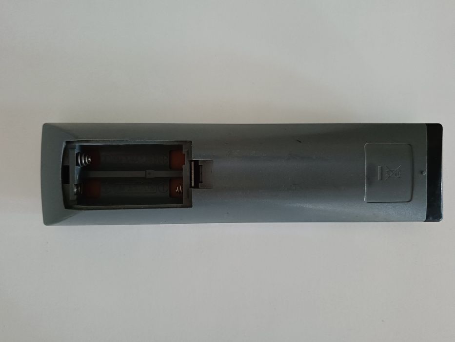 Pilot LG z wysuwaną klapka oryginał
