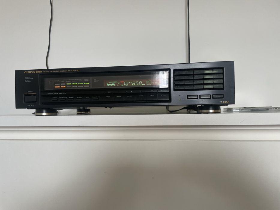 Onkyo integra T-4650 vintage tuner