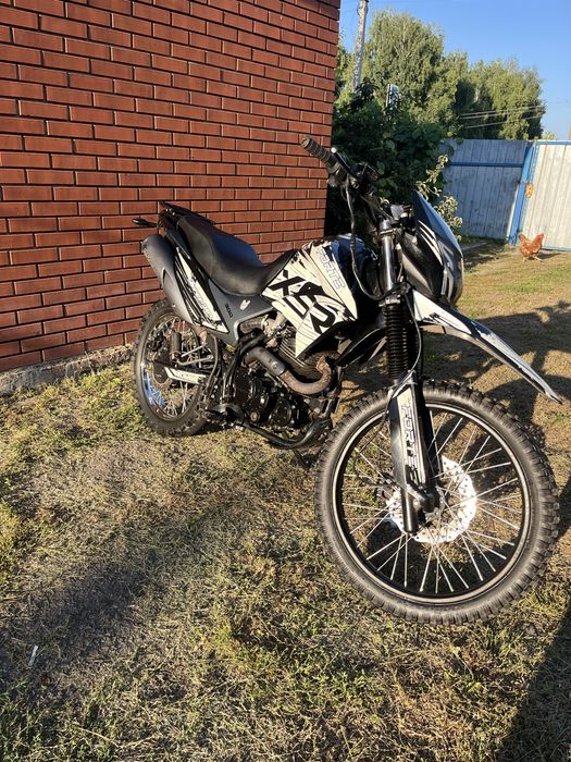 Мотоцикол 250куб форте крос 300