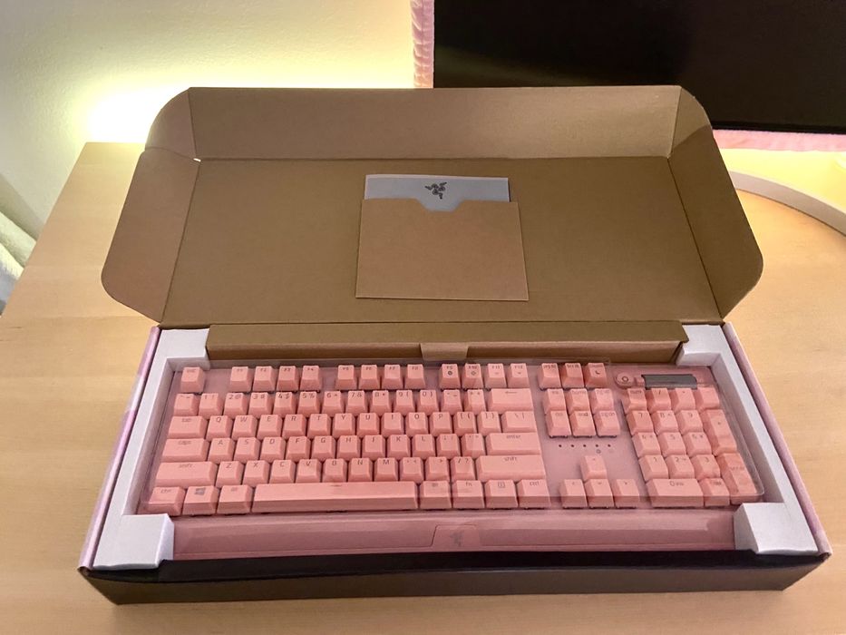 RAZER BlackWidow V3 Keyboard – Rose Quartz64584888706691122