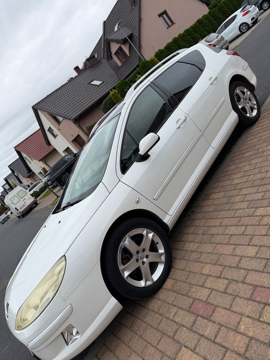 Peugeot 407