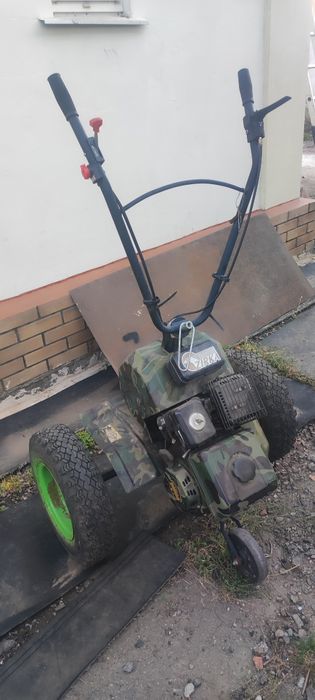 Моторная почвофреза