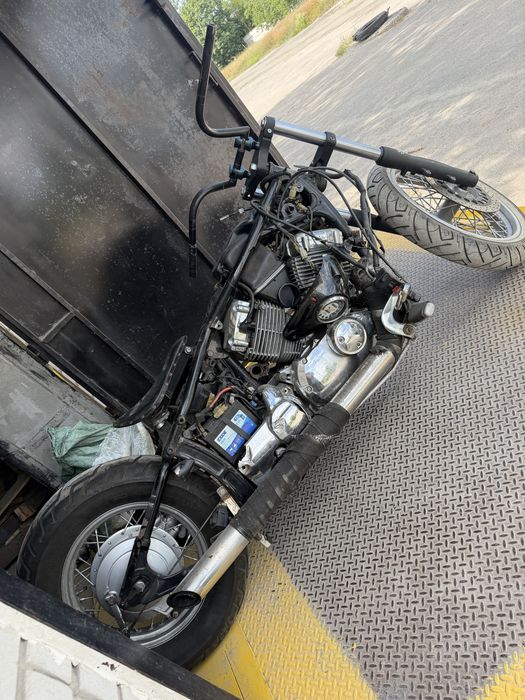 Розбор Yamaha drag star 400 рама с чистыми документами. Вилка в сборе