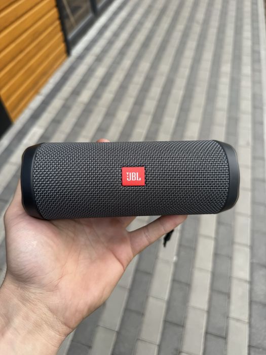 Акустика JBL Flip Essential 2 black