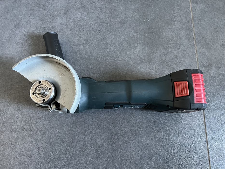 Акум. Болгарка Bosch GWS 18-125 V-Li +АКБ 5.0Ah