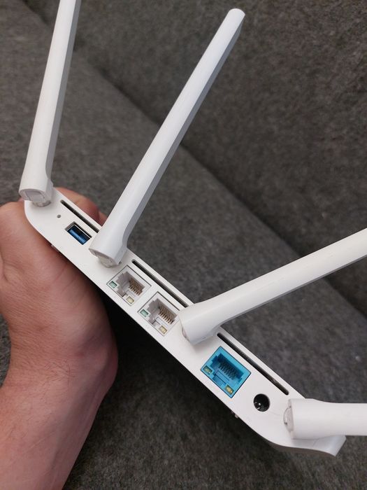Роутер Xiaomi Mi WiFi Router 3G з прошивкою Padavan.