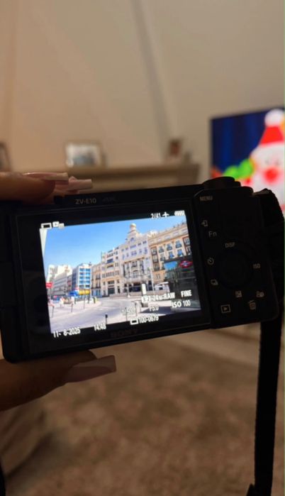 Sony ZV-E10 + Lente 16-50 mm | Excelente estado