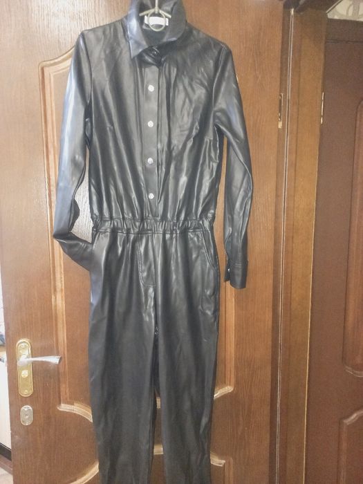 Комбинезон со штанами