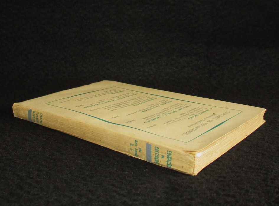 Livro Educação da Castidade R. P. Ruiz Amado S. J. 1960