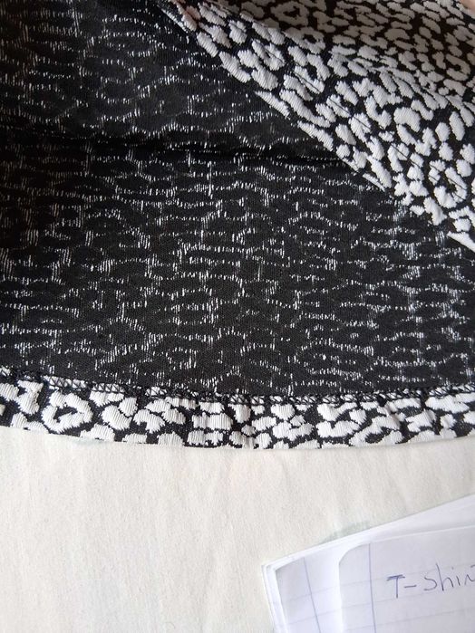 Blusa Zara, preta/branca, Tam S (Portes incluídos)