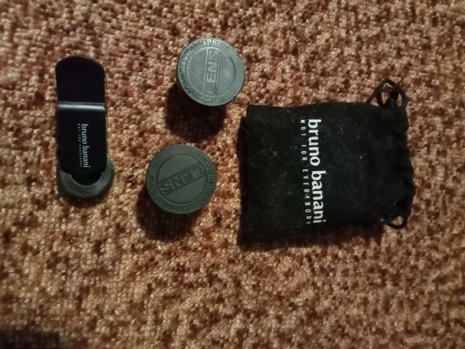 Nakładki soczewki na telefon Bruno Banani