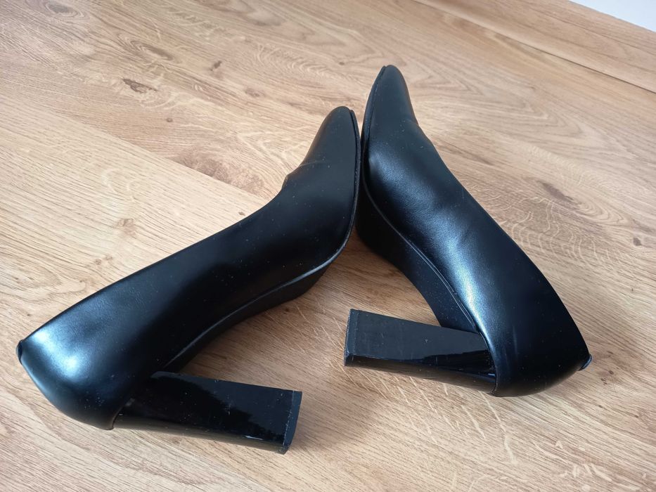 Czółenka damskie VICES na słupku 9,5 cm / rozmiar 41