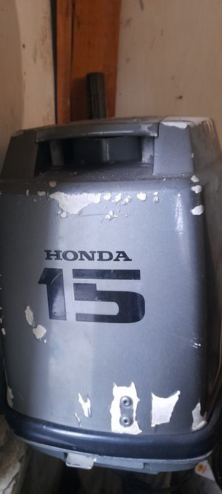 Honda 15 лодочний мотор