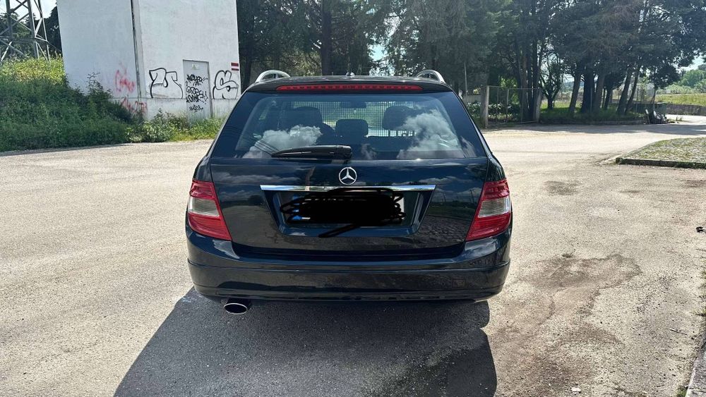 Mercedes-Benz C220