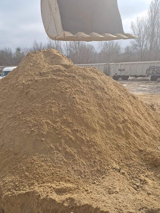 Piach zasypkowy Kopalniak Piasek zasypowy do zagęszczenia fundamenty