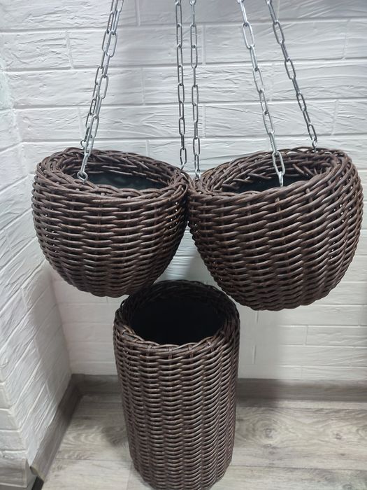 Набір підвісних кашпо кольору морений дуб