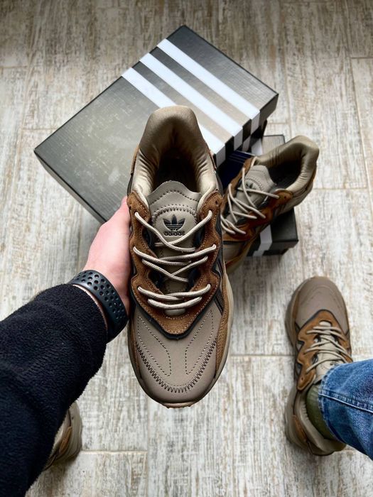 Adidas Ozweego Khaki & Brown
